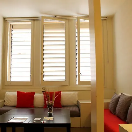 Apartment Sweet Bcn *